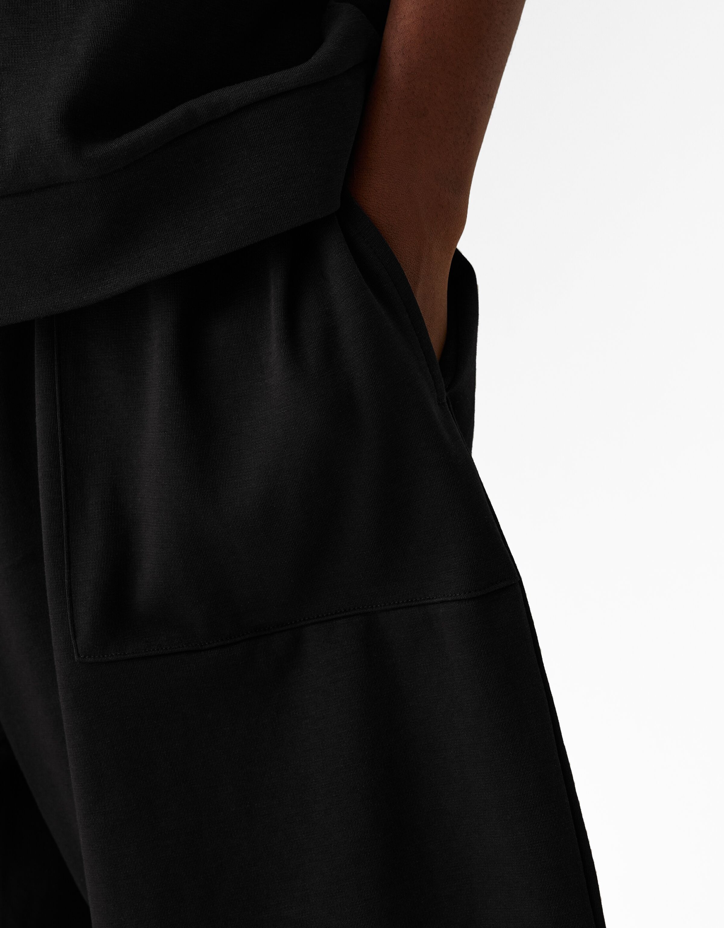 شلوارک برمودا اینترلاک برند Bershka 7328763
