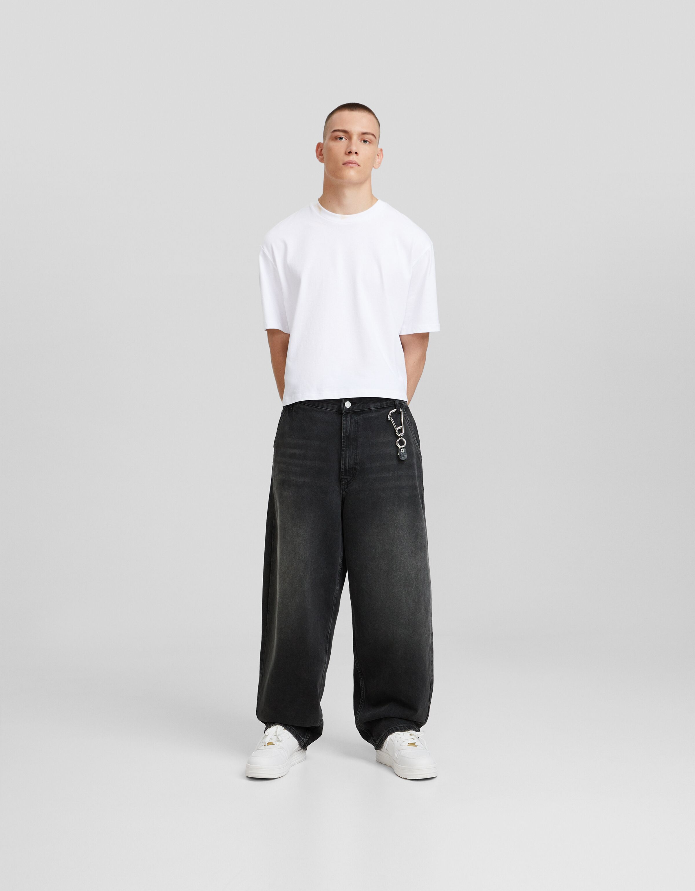 شلوار جین اسکیتری برند Bershka 1154533613