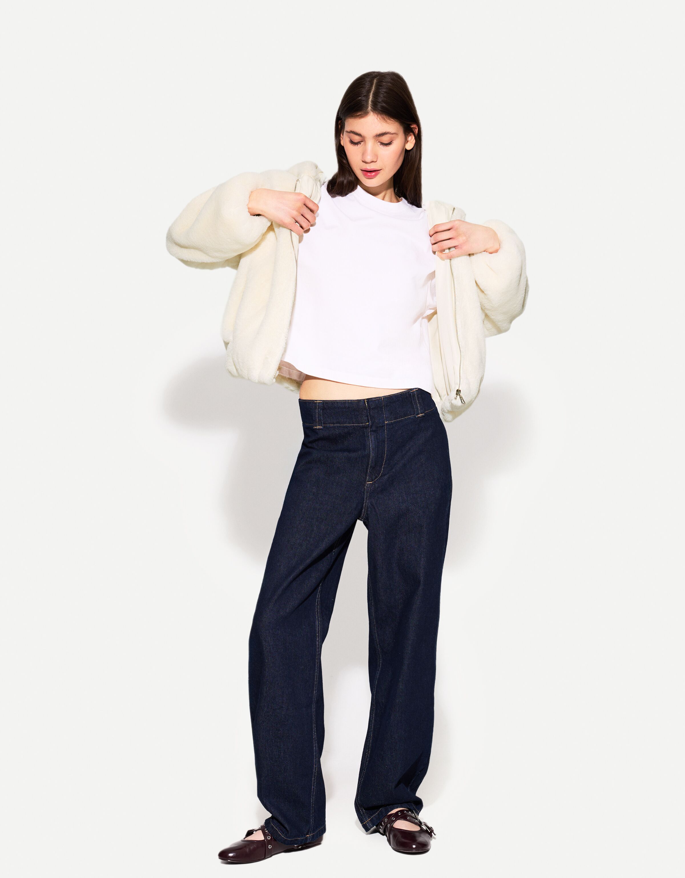 کاپشن با کلاه خز مصنوعی برند Bershka 451196007