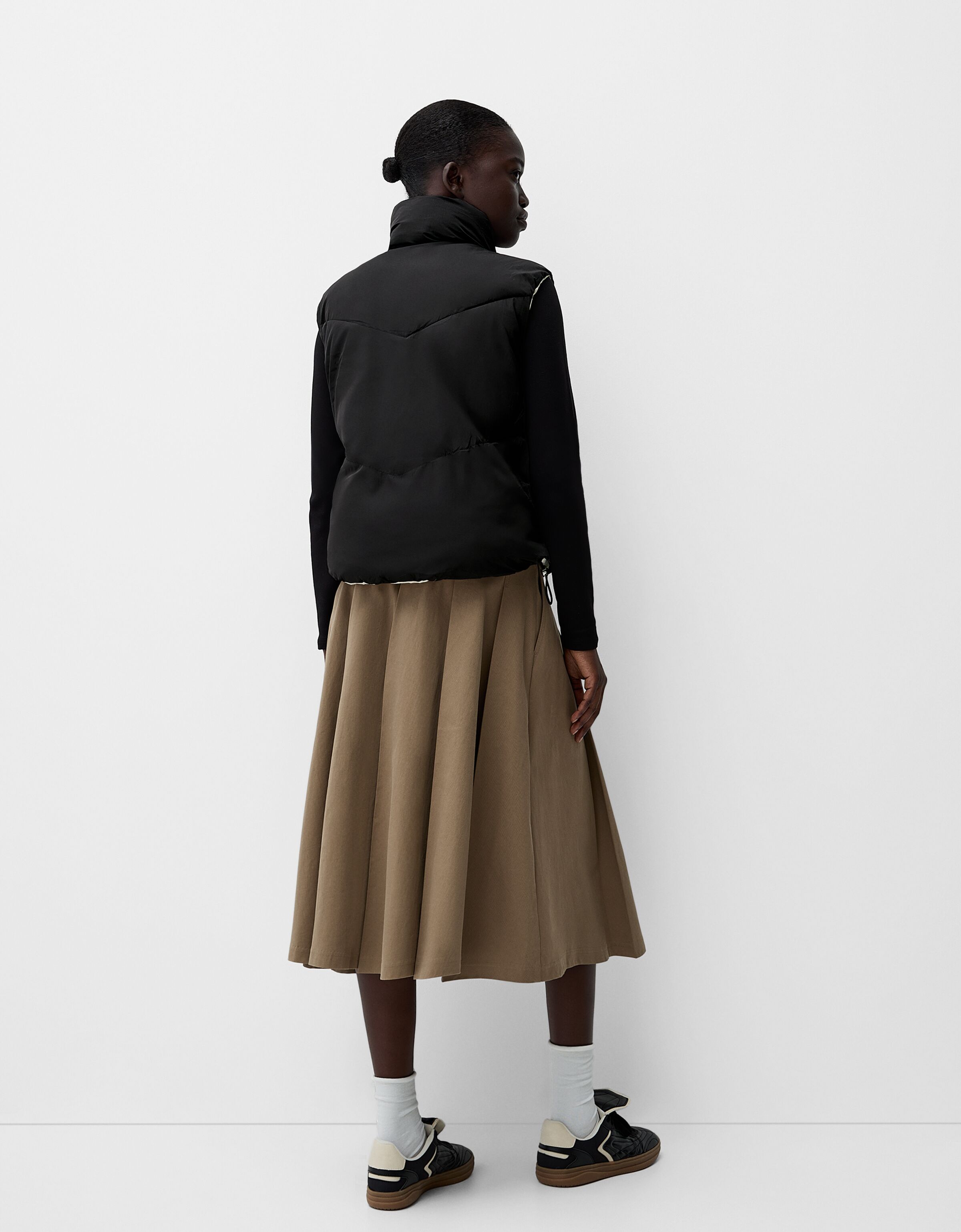 جلیقه دوطرفه برند Bershka