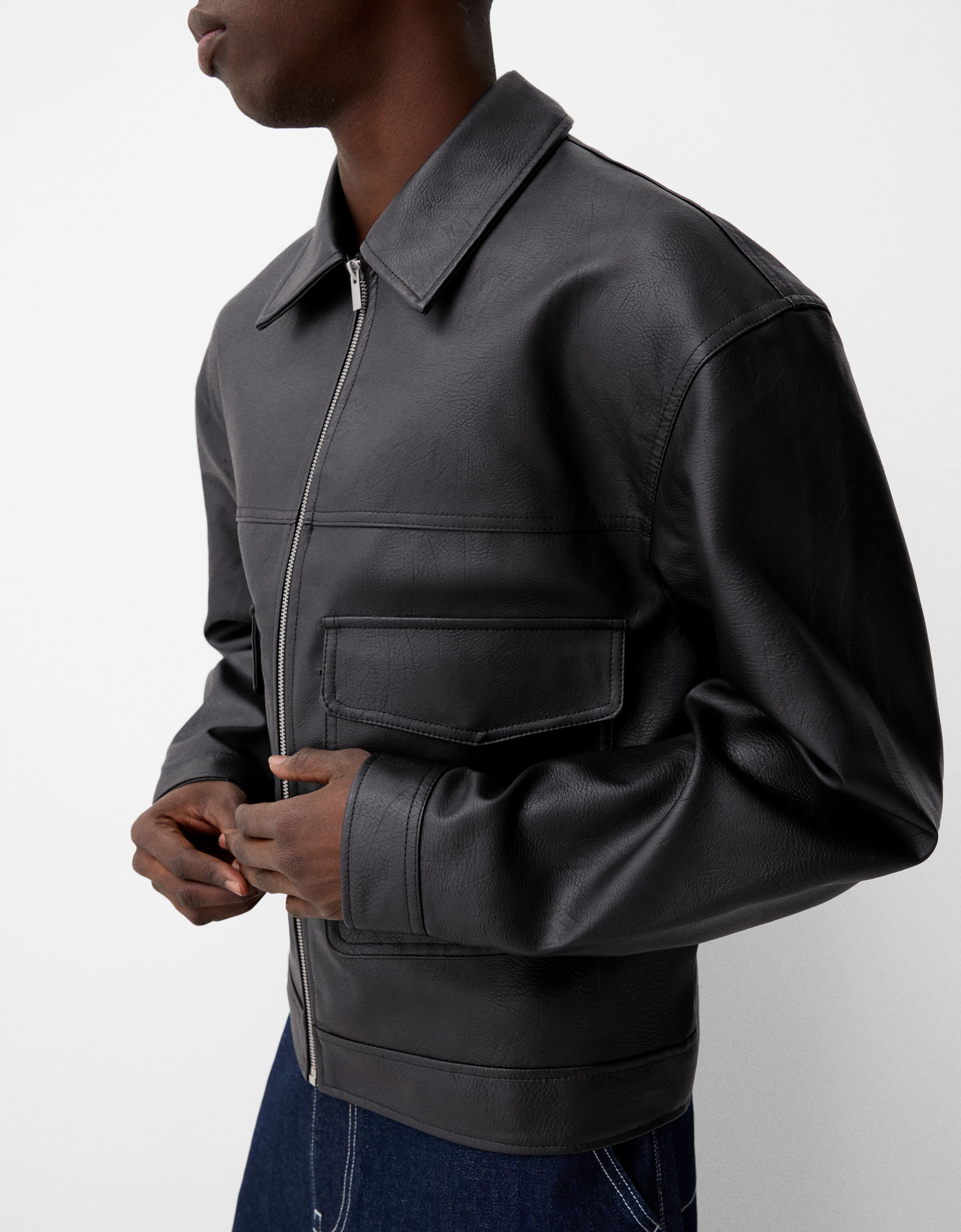 جاکت با جلوه چرم برند Bershka 541723124