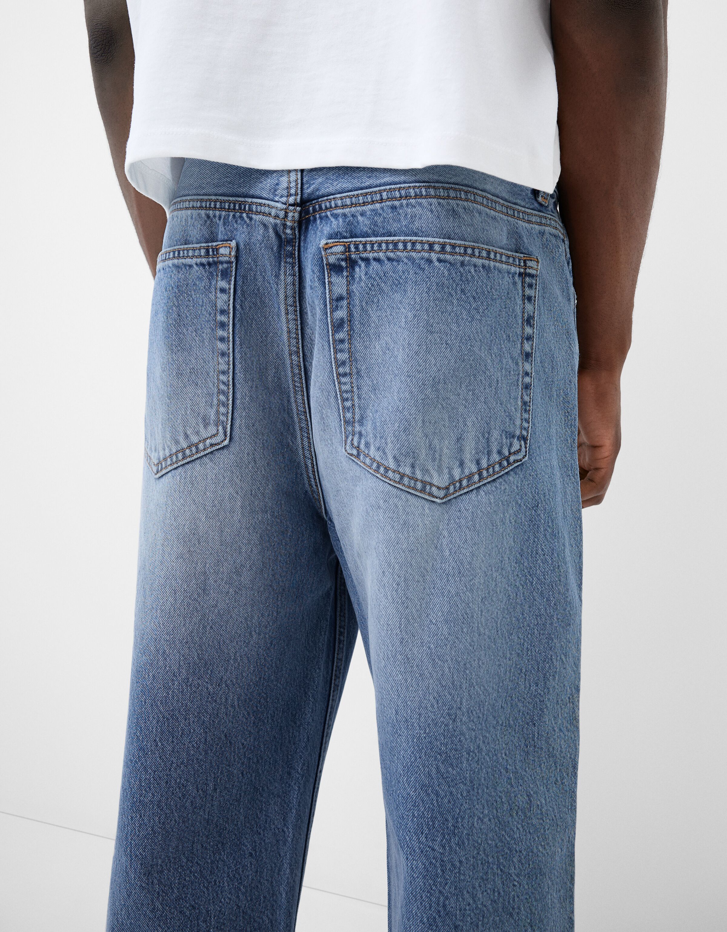 شلوار جین گشاد برند Bershka 541750474