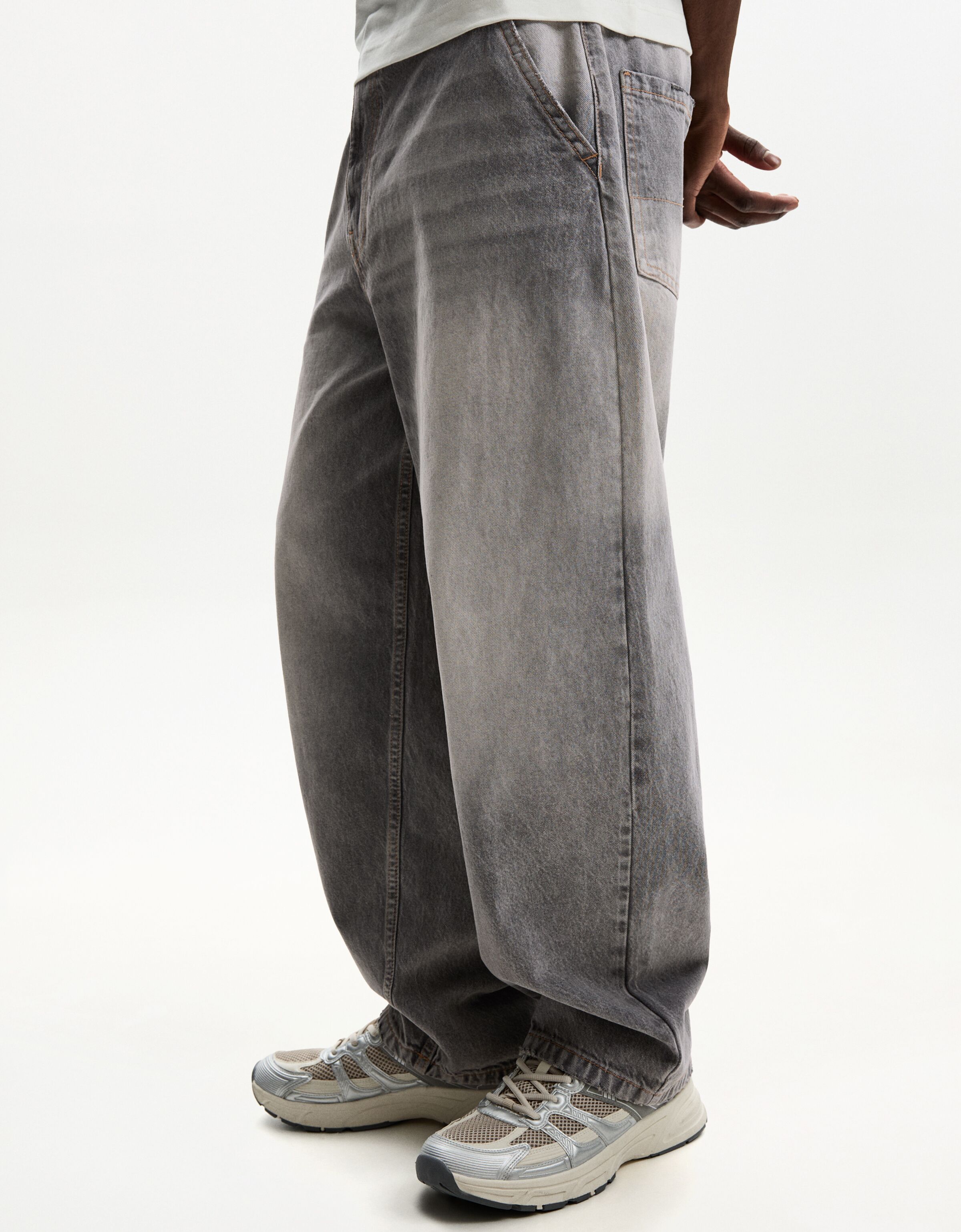 شلوار جین اسکیتری برند Bershka 505303133