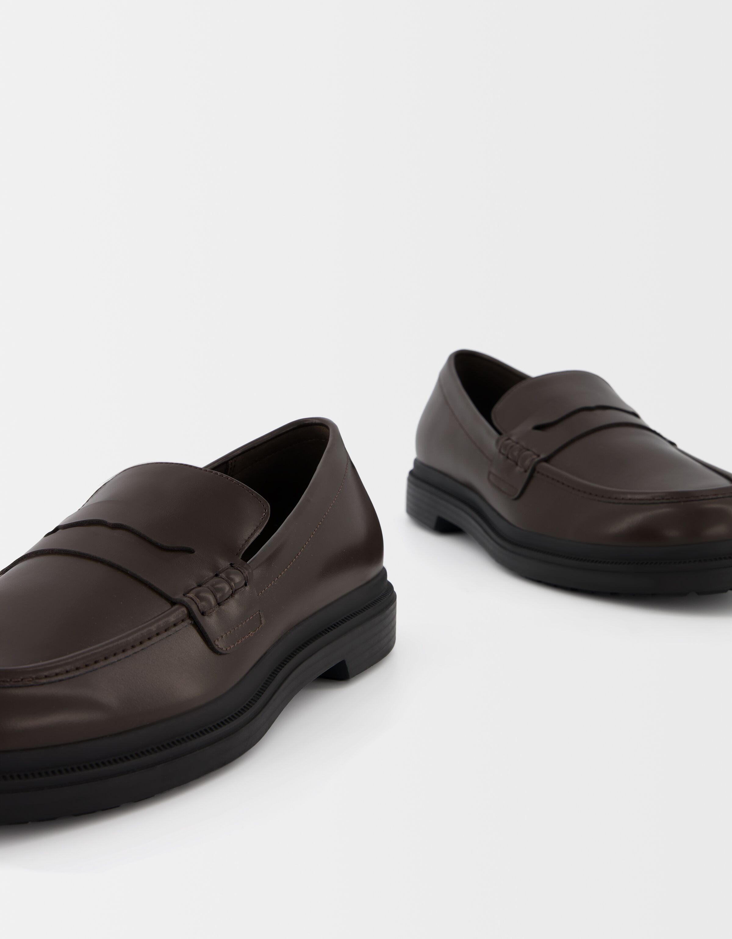 کفش پنی لوفر برند Bershka 366375597