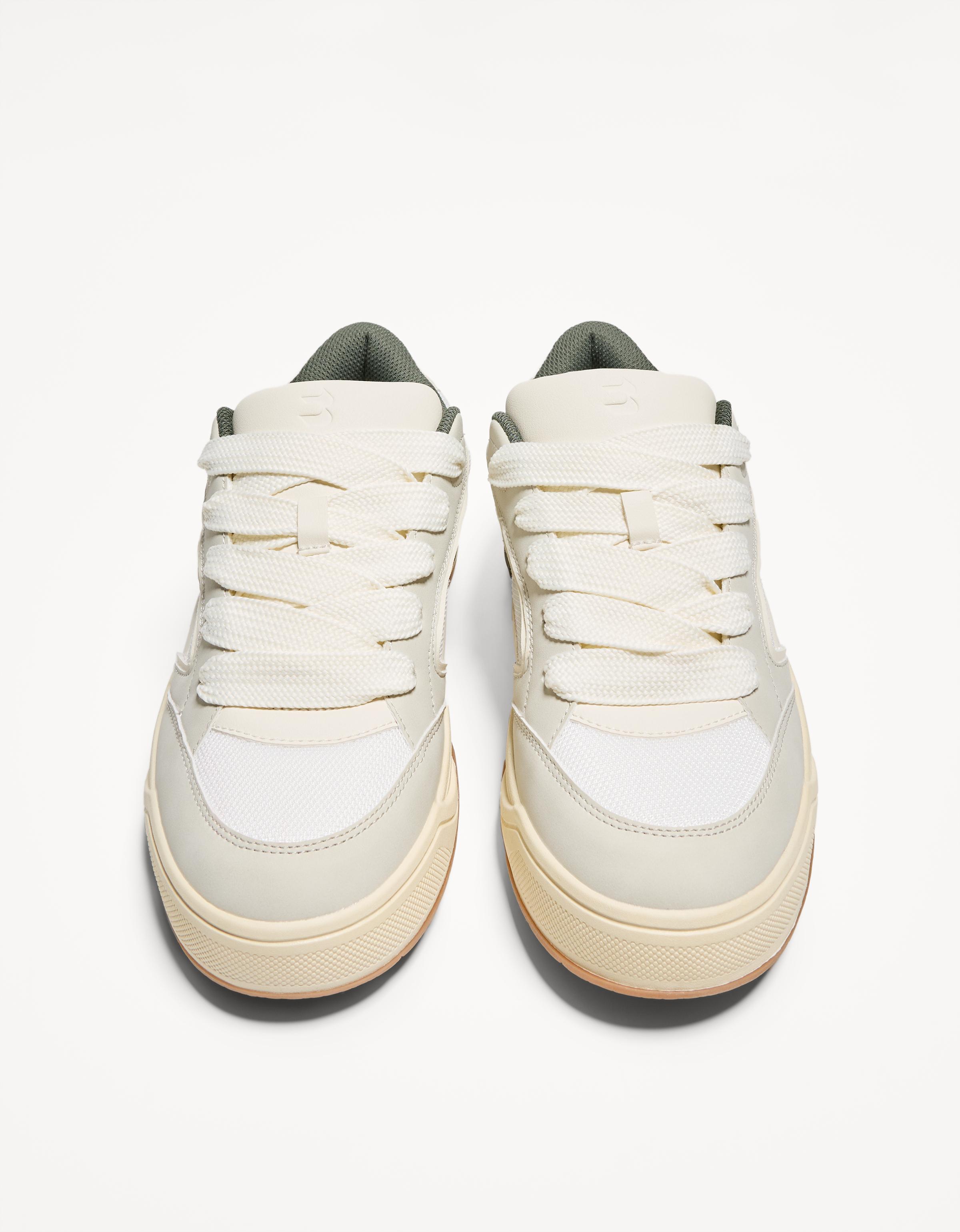 کفش اسکیت برند Bershka 1673576796