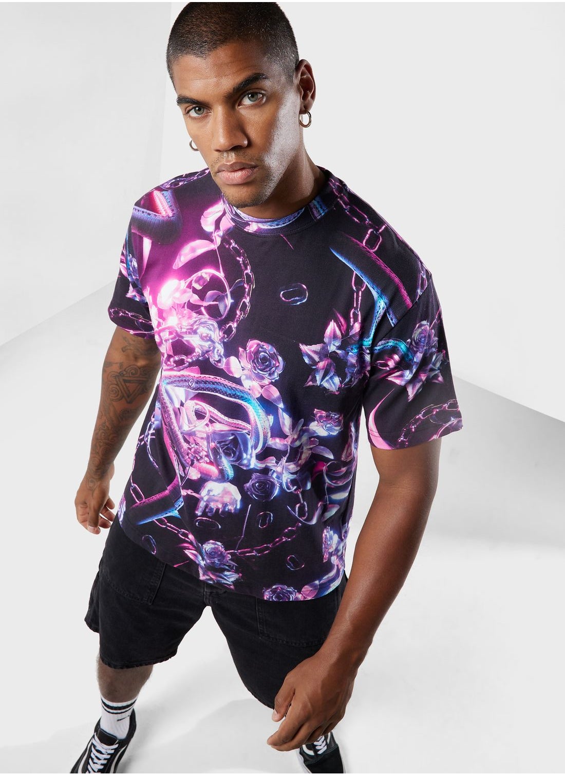 تی‌شرت واقعیت برند the hundreds