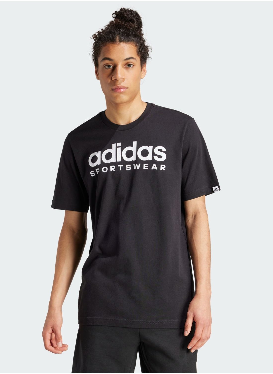 تی‌شرت کاربردی برند Adidas