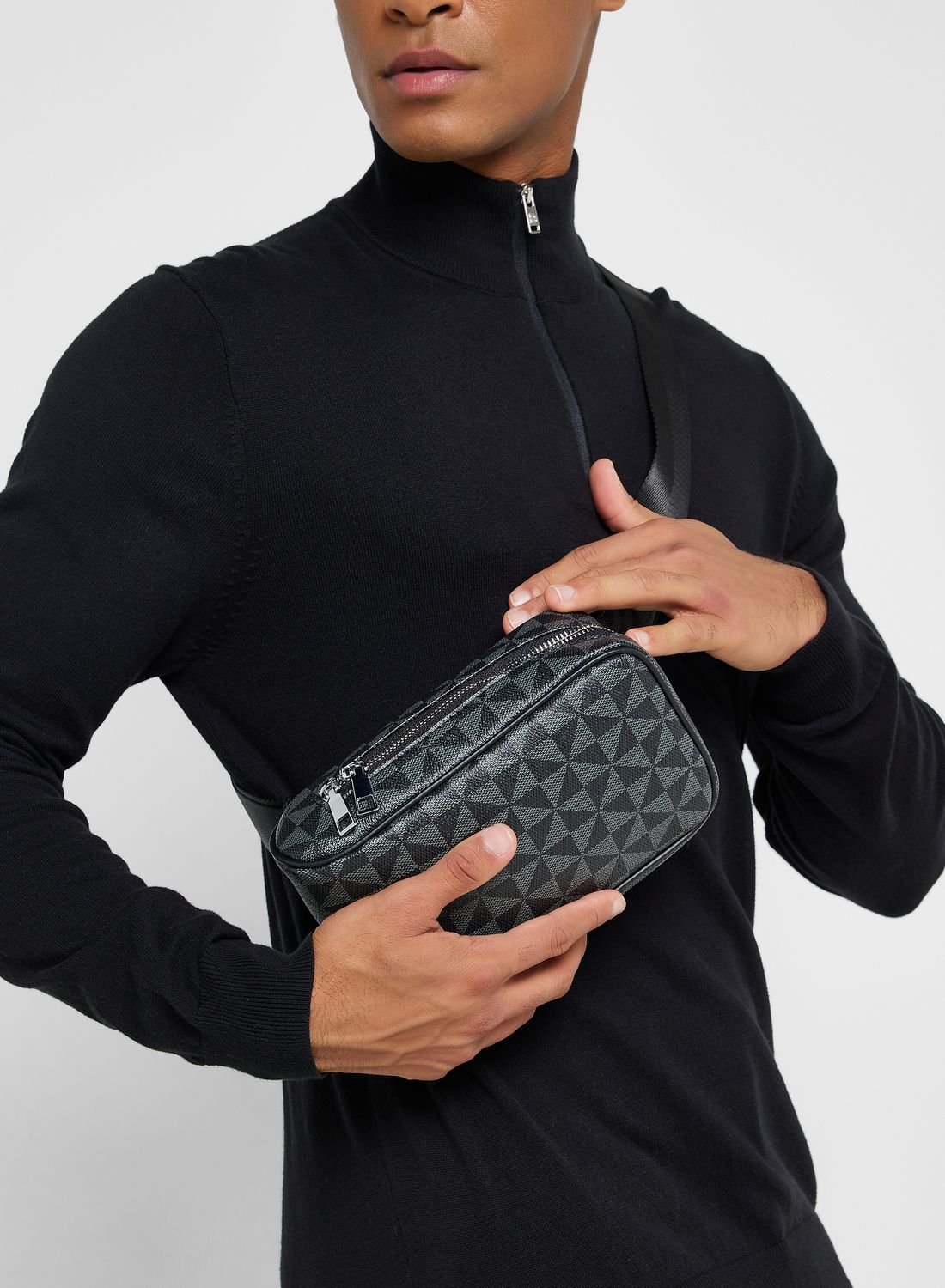 کیف دوشی پریمیوم برند robert wood