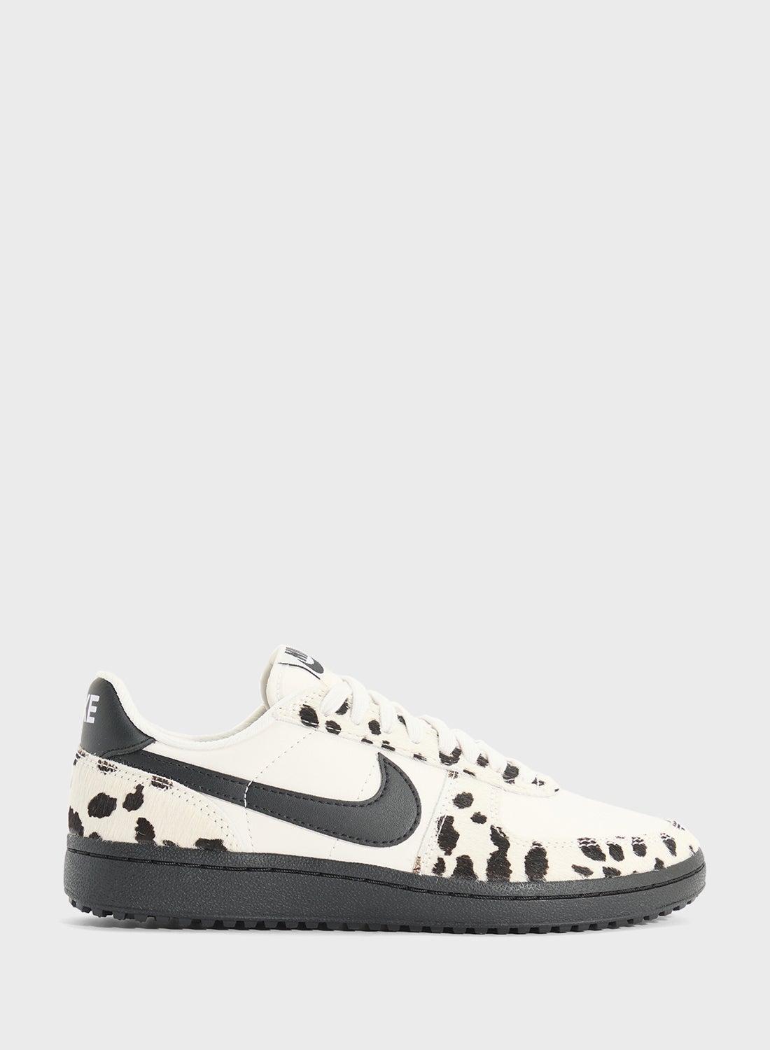 نیاز به ترجمه محصول دارید. برند Nike