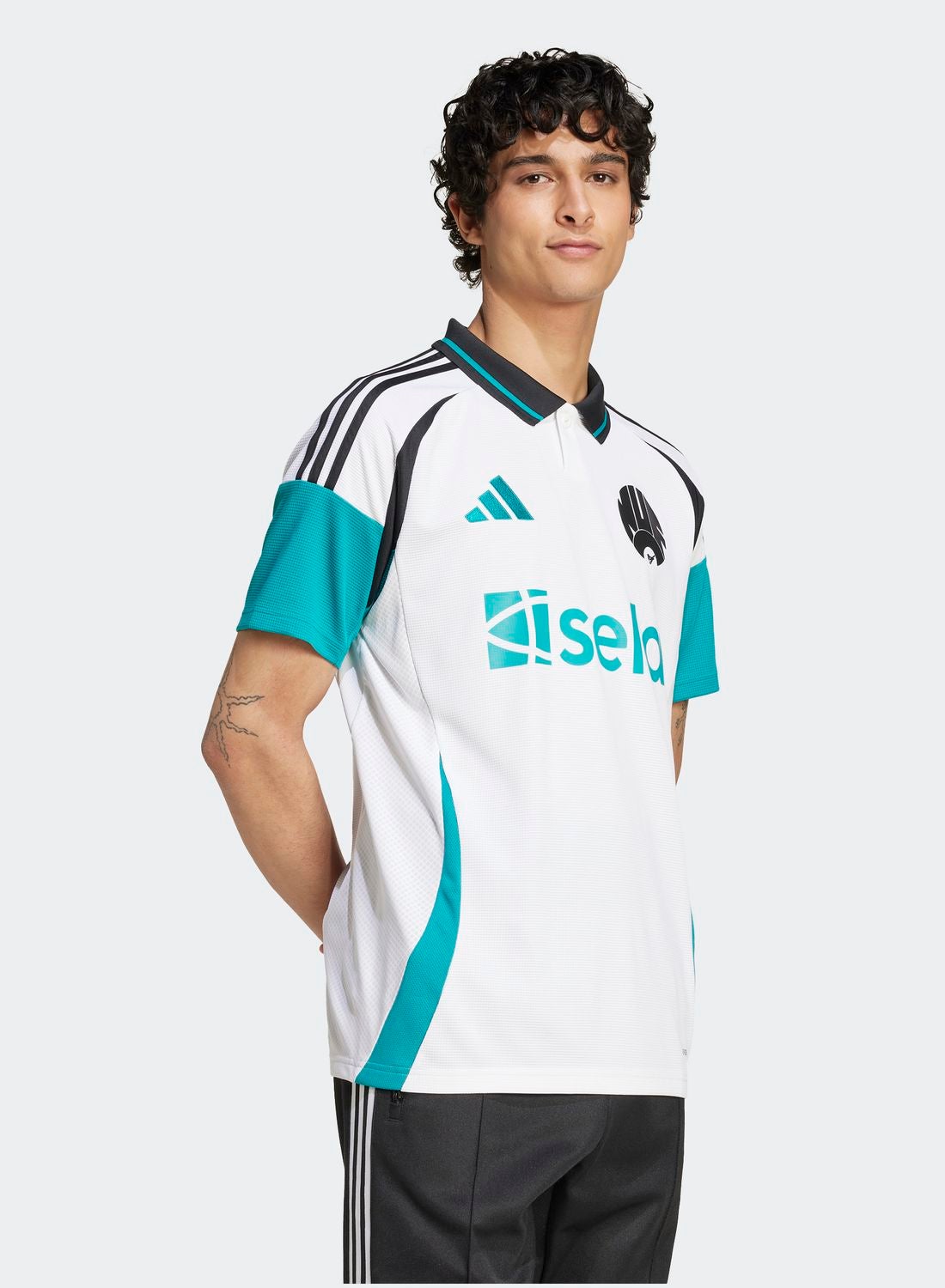 پیراهن سوم استادیوم نیوکاسل یونایتد 24/25 برند Adidas