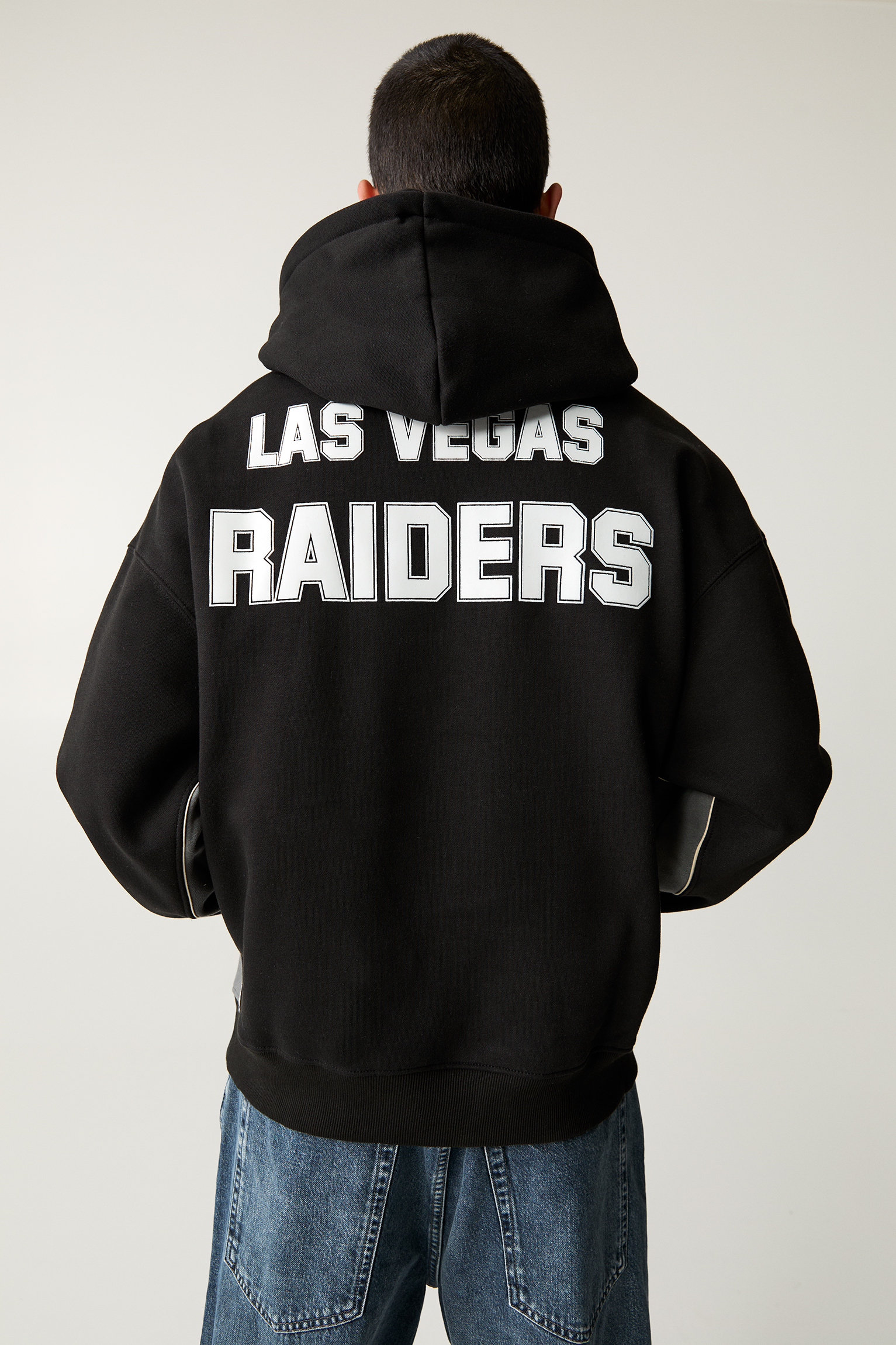 سویشرت با طرح NFL Raiders برند PullAndBear 469204055