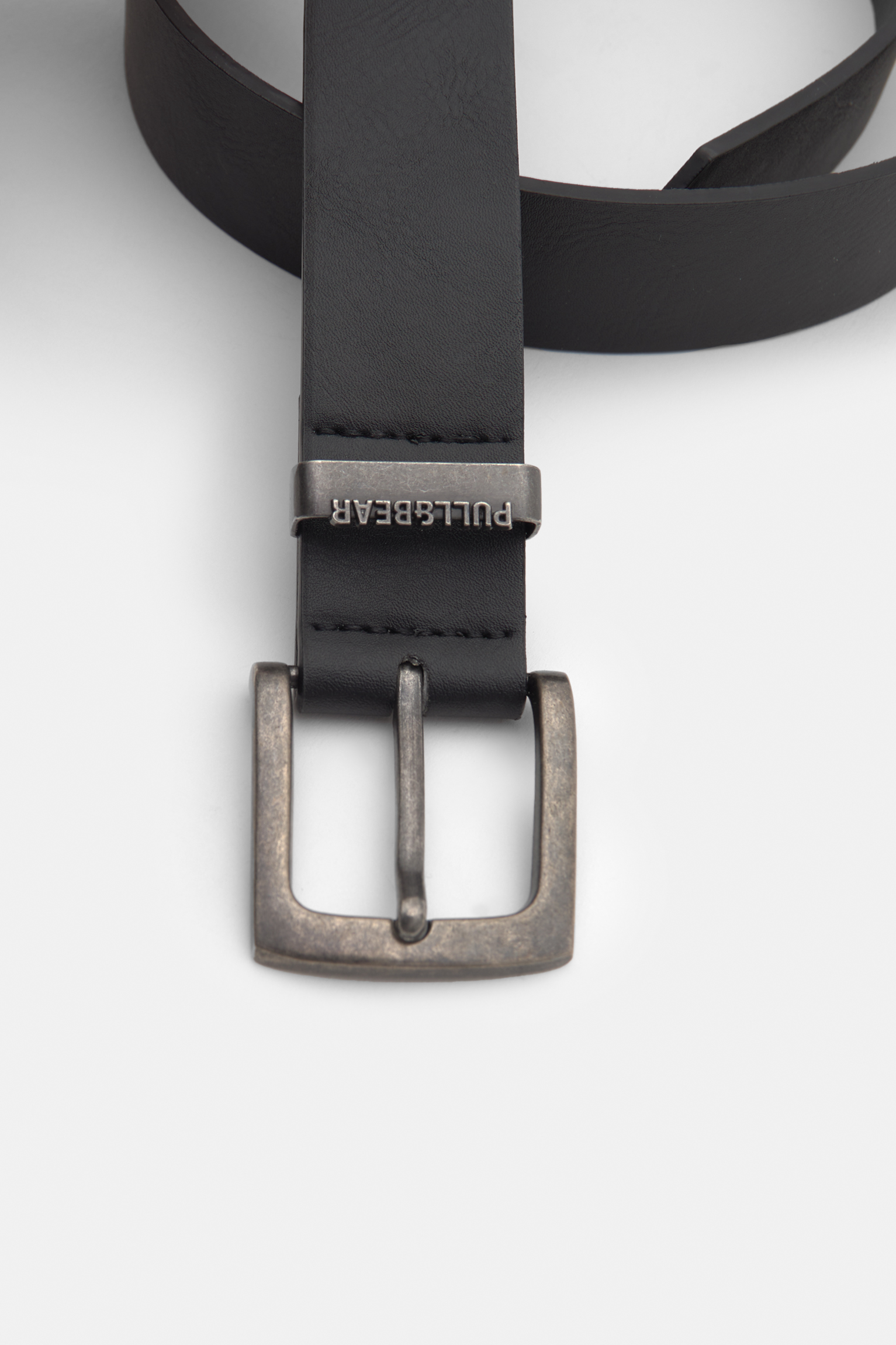 کمربند مصنوعی چرم با لوگو و قفل برند PullAndBear 620713867
