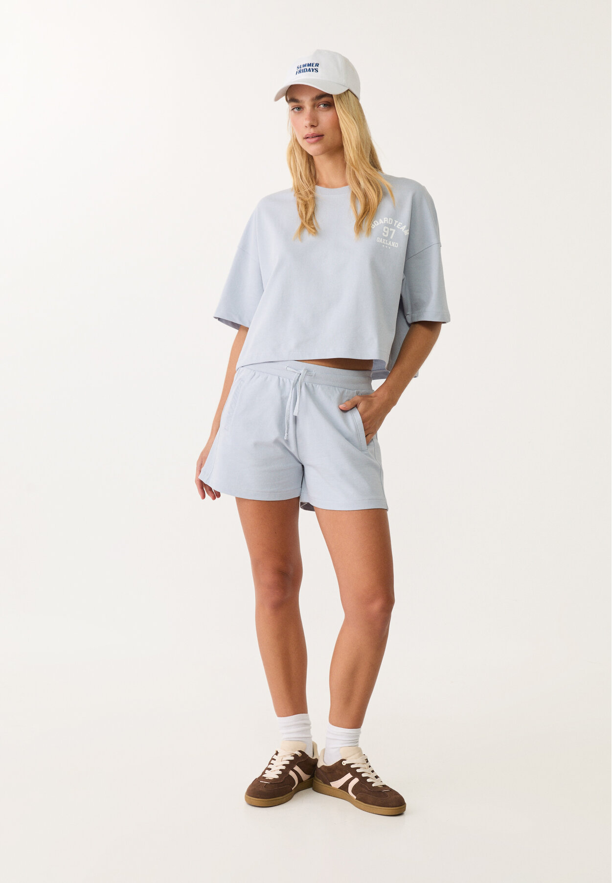 تی‌شرت چاپی برند Stradivarius