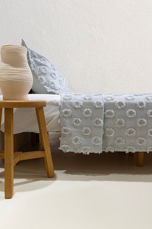 پتو دو نفره با حاشیه دار و رنگ خاکستری Sitra به ابعاد 230x250 و شامل 2 بالش به ابعاد 50x70 مدل 5033 برند koza home 160276118