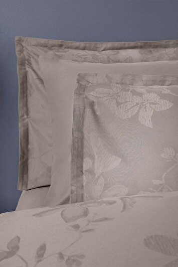 ست روتختی دونفره ساتن طرح پرل بژ برند altınbaşak 1560026533