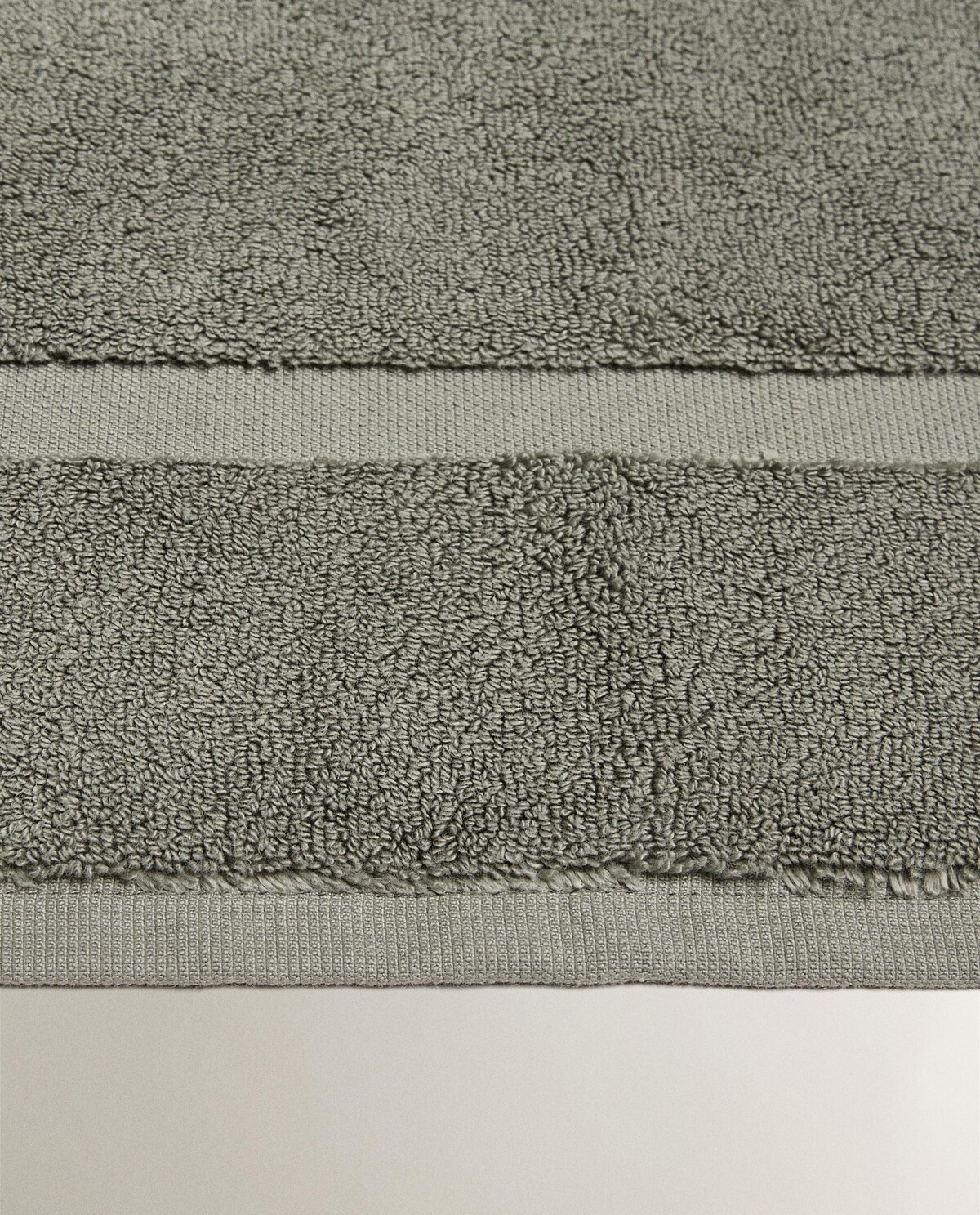 پادری حمام نرم و ضد لغزش ترمه‌ای برند ZaraHome 1750343665