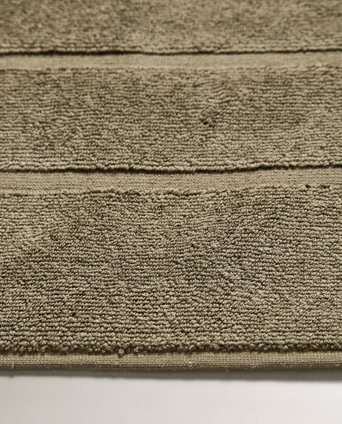 رنگ بشر شکارچی گرین