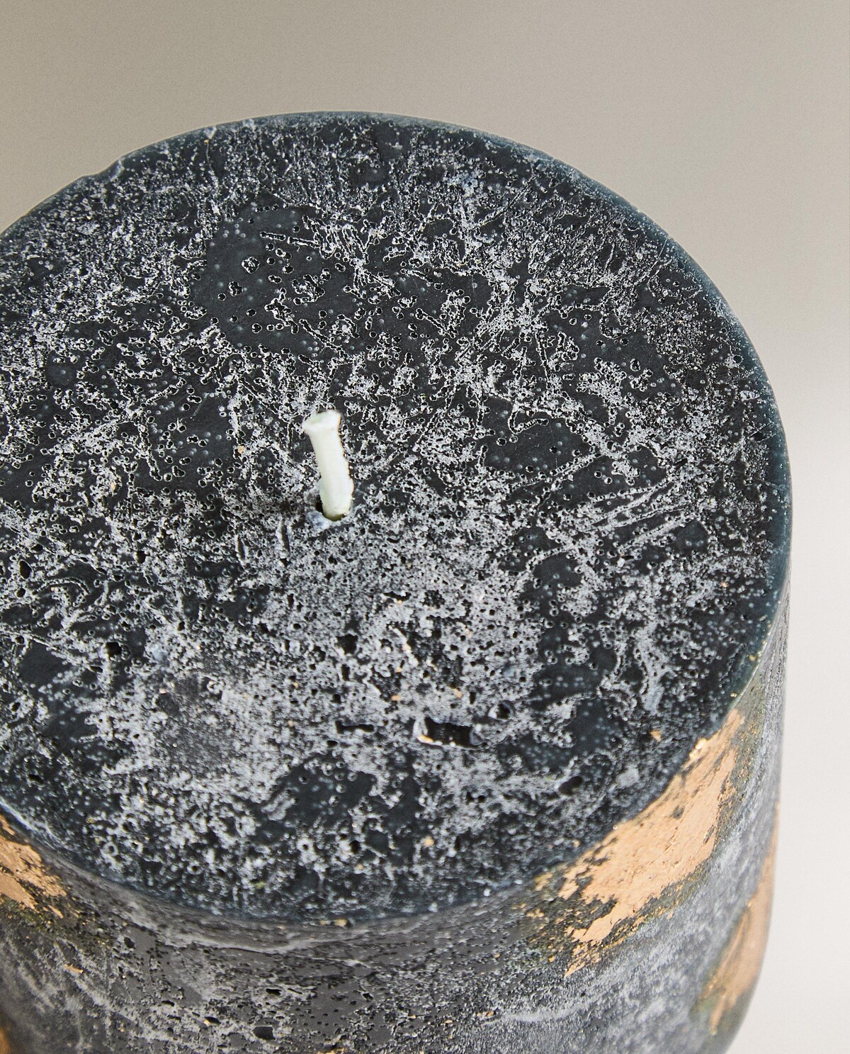 شمع معطر استوانه‌ای کوچک سرو زمستانی برند ZaraHome 2200336226