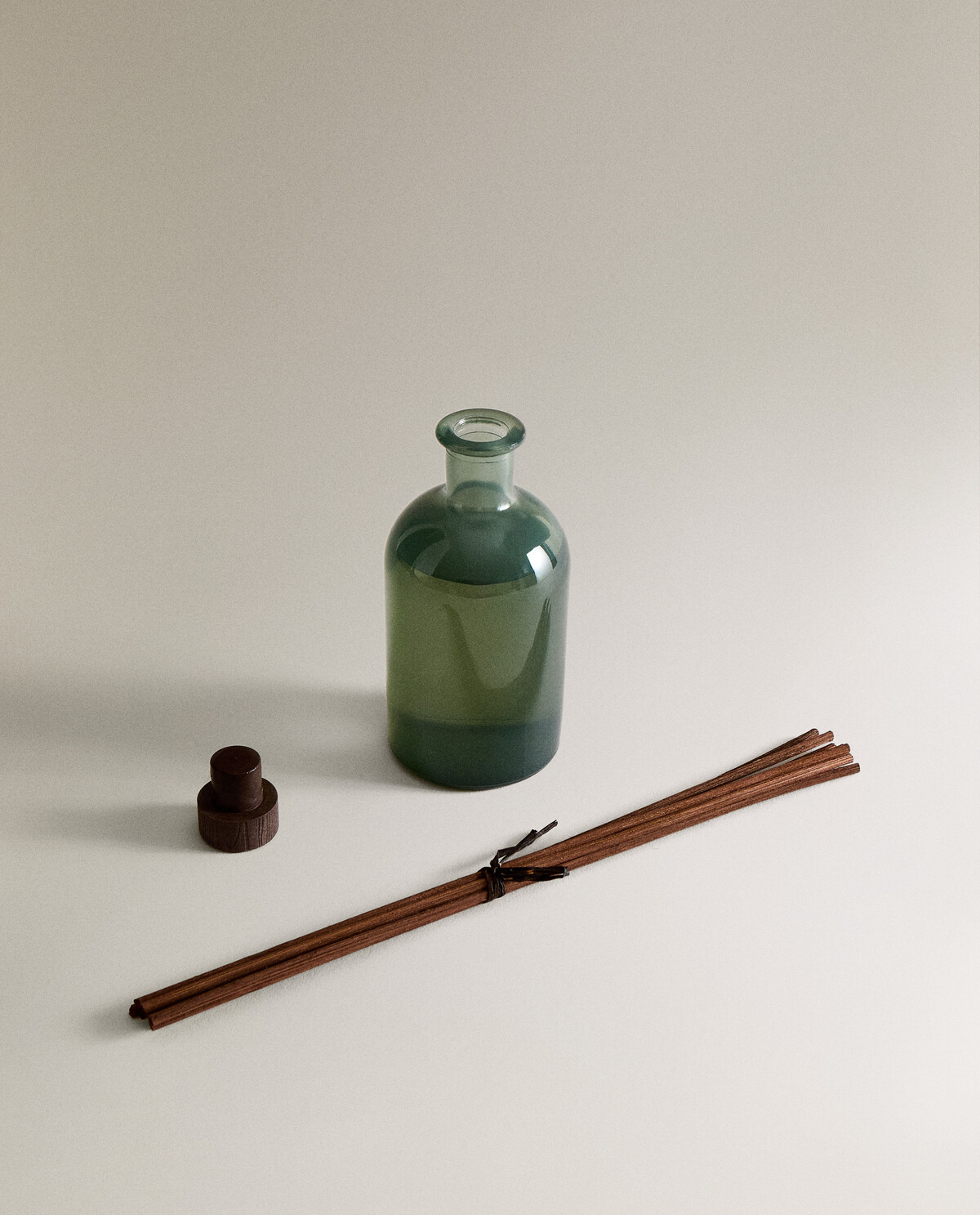 دیفیوزر نیرویلی ۲۲۰ میلی لیتر برند ZaraHome 1544005908