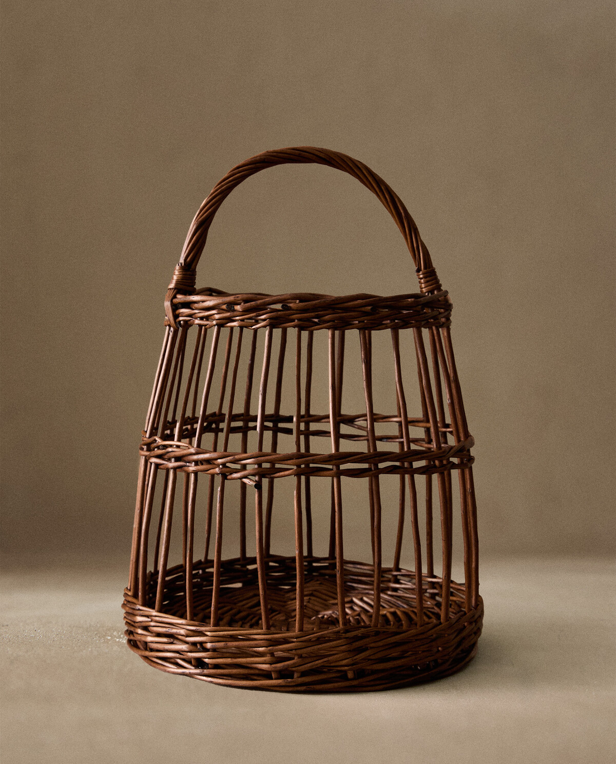 سبد رخت کائوچویی بلند برند ZaraHome 589252837