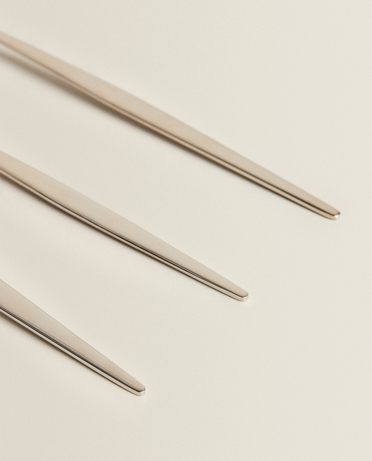 ملاقه سوپ با دسته فوق‌العاده نازک برند ZaraHome 2264498290