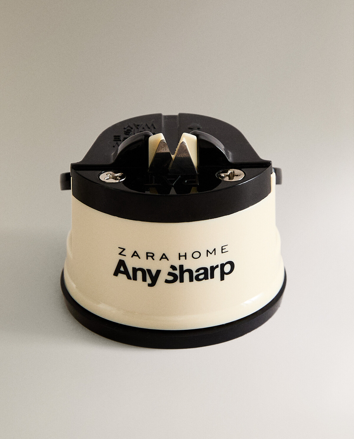 مداد تراش با مکنده برند ZaraHome 2286080677